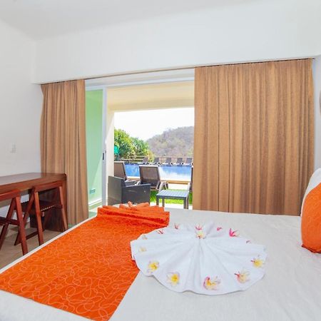 Princess Mayev Santa Cruz Huatulco Exterior photo