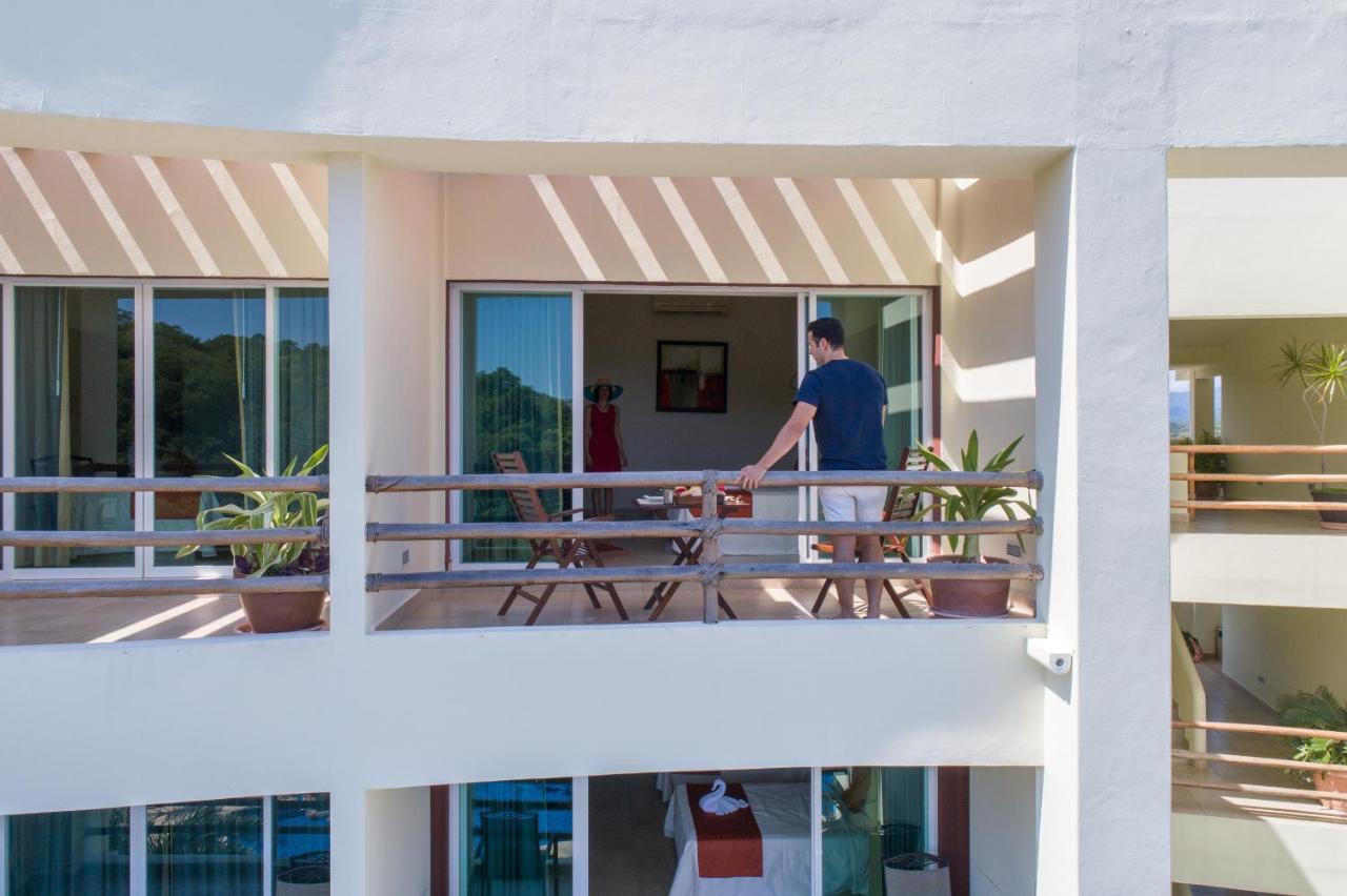 Princess Mayev Santa Cruz Huatulco Exterior photo