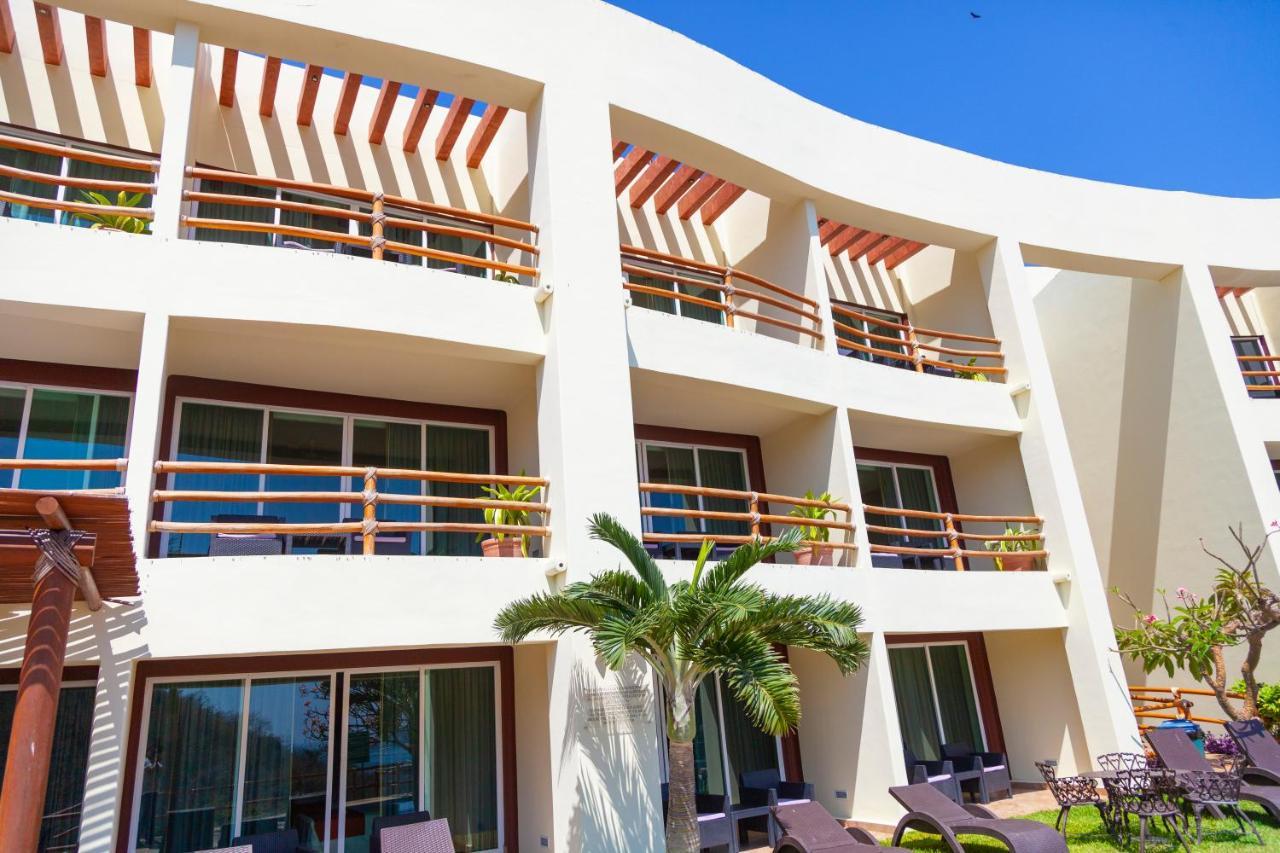 Princess Mayev Santa Cruz Huatulco Exterior photo
