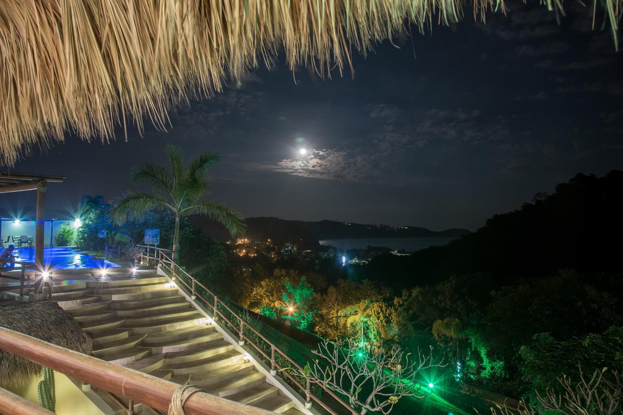 Princess Mayev Santa Cruz Huatulco Exterior photo